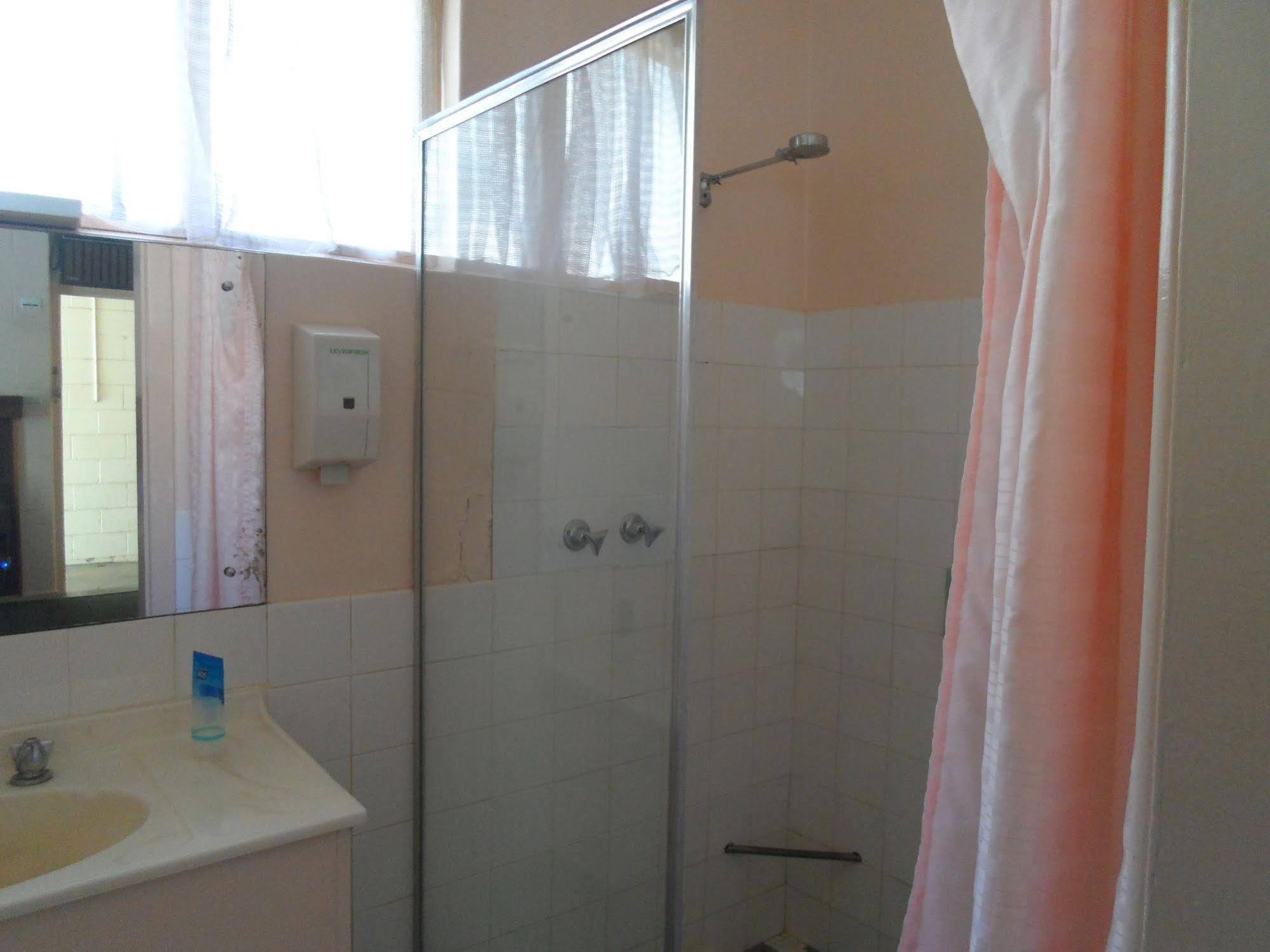 Jasper Motor Inn Adelaide Dış mekan fotoğraf